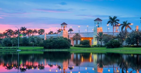 Remote podcast studio Palm Beach Gardens, FL